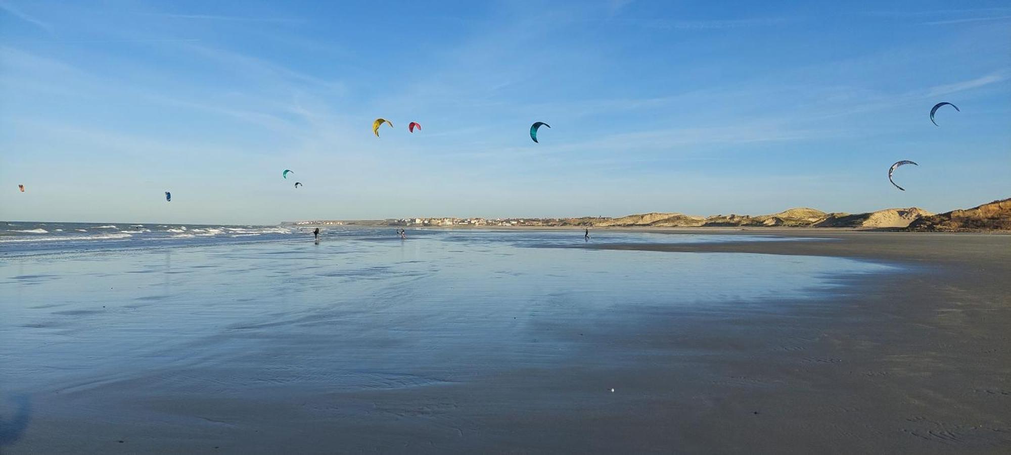 Le 246 - Duplex Face A La Mer Pour 4 Personnes, Wifi, Tv Full Sat, Parking Wimereux Eksteriør bilde
