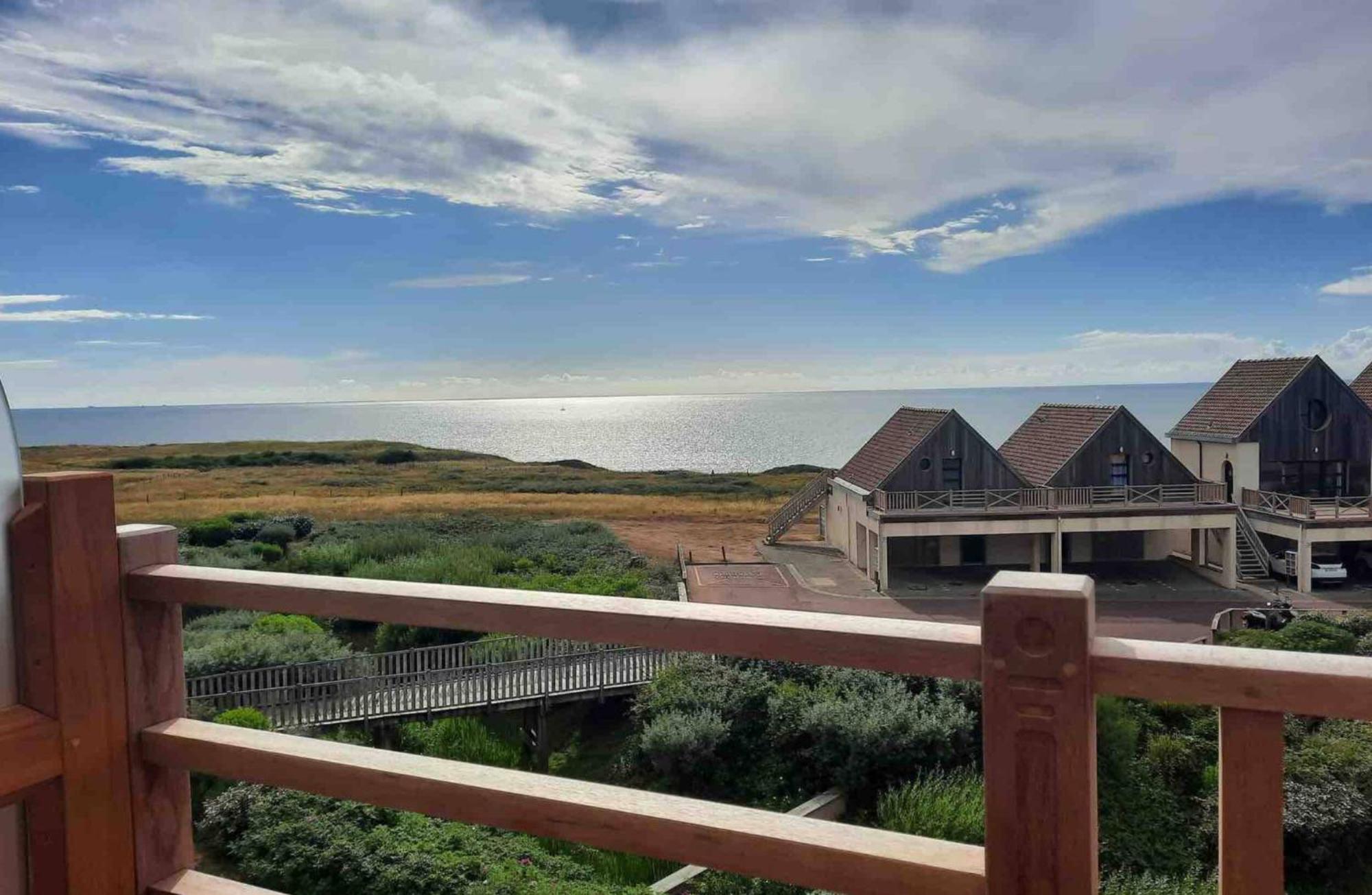 Le 246 - Duplex Face A La Mer Pour 4 Personnes, Wifi, Tv Full Sat, Parking Wimereux Eksteriør bilde